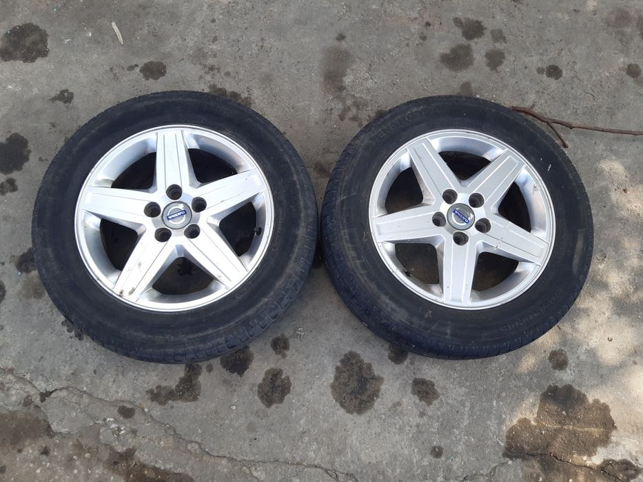 Roti volvo pretul este pt ambele
