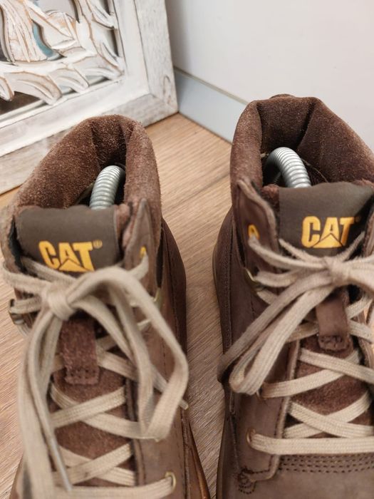 Ghete Caterpillar piele naturala mărime 36.