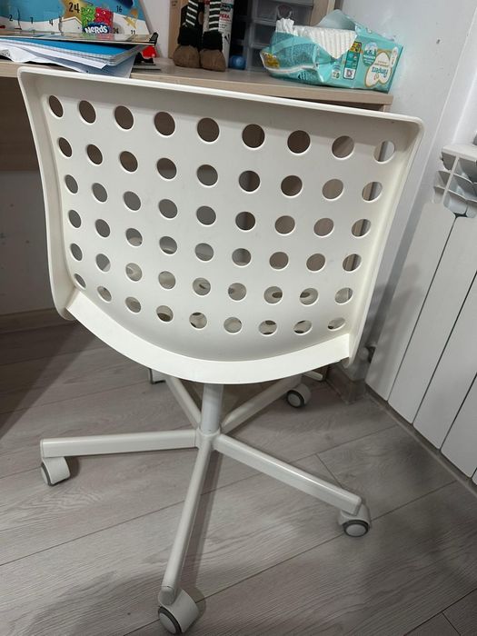 Scaun rotativ plastic Ikea