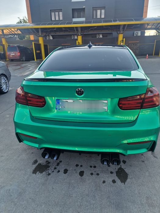 Vând F30 an 2013