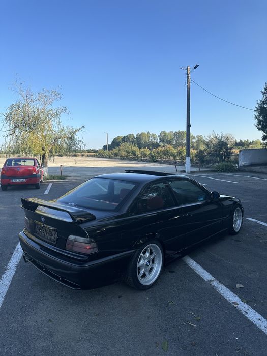BMW Seria 3 E36 Coupe 328i M Pachet