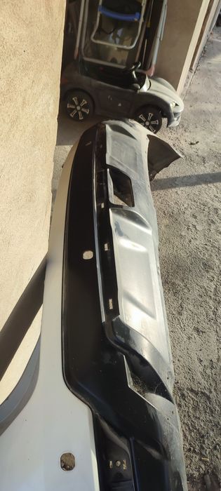 Бампер задний б/у