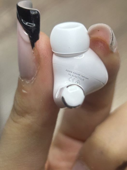 Apple AirPods Pro 2 – noi,desfăcute pentru poze
