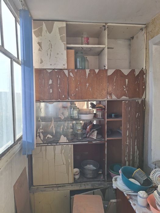 Отдам на дрова шкафы