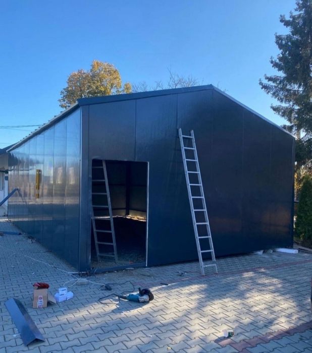 Vand hale si garaje auto