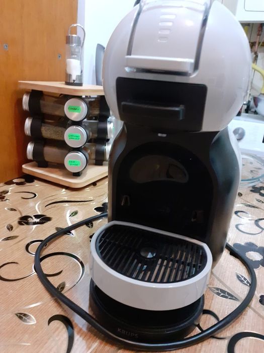 Vand espressor automat Krups mini me