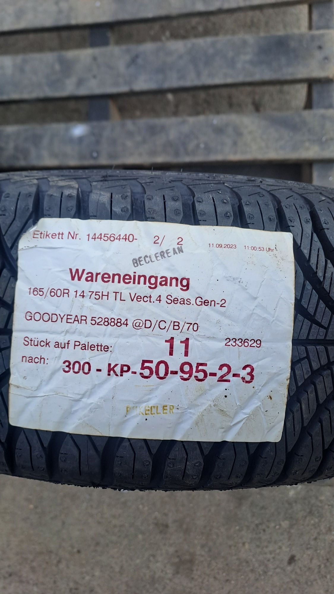2бр. Нови Всесезонни 165/60/14 Goodyear Vector 4Seasons Gen 2