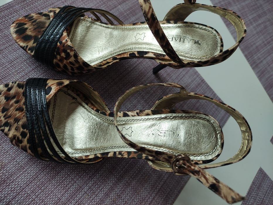 Сандали- естествена кожа