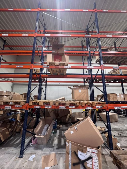 Rafturi metalice industriale