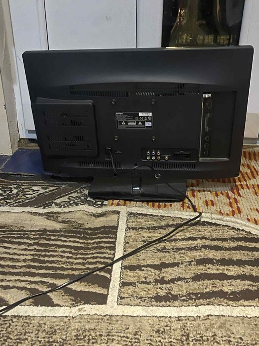 Vand 3 televizoare în stare foarte buna : Philips,Medion,Dyon