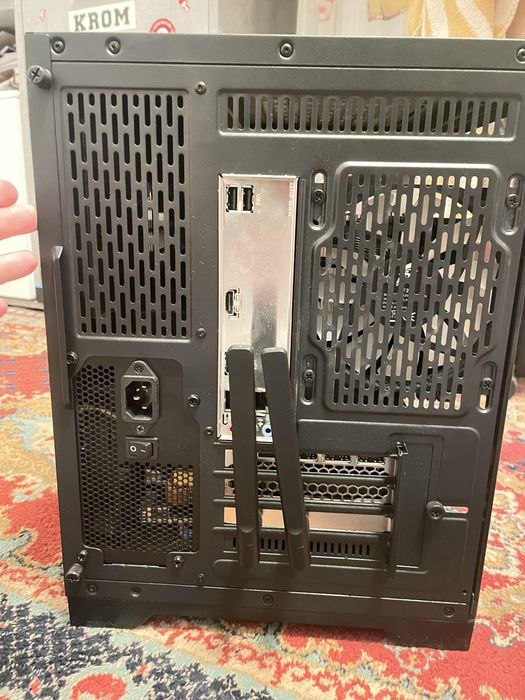 Vand pc de gaming ….