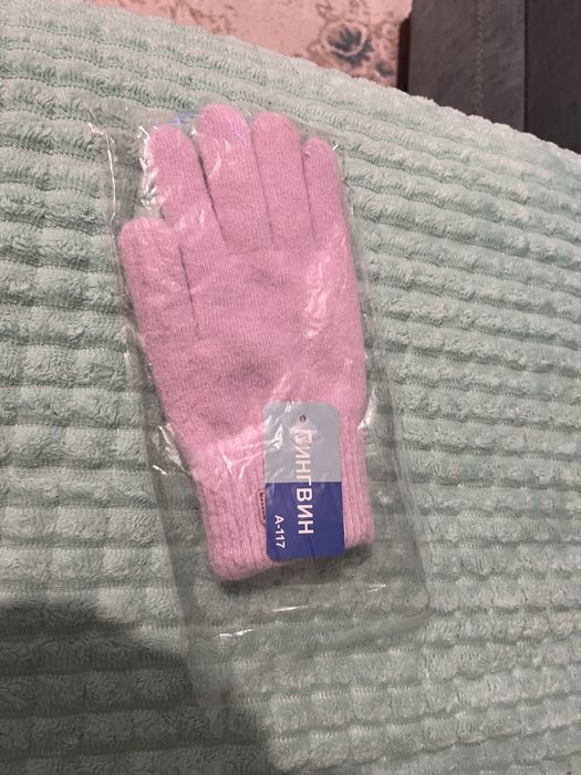 Продам перчатки женские