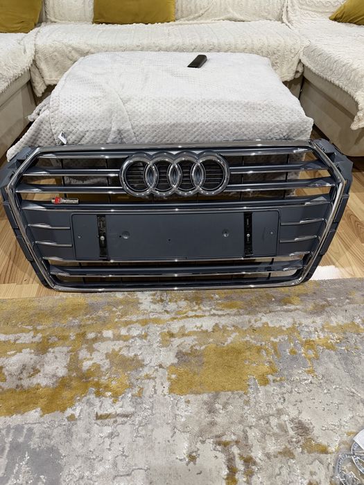 Vand grila Audi A4 B9 impecabila