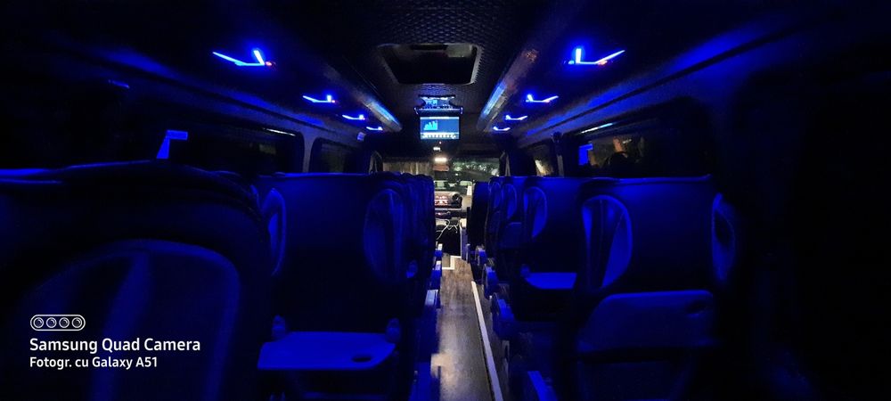 Transport persoane, închiriere microbuze și autocare, rent a car