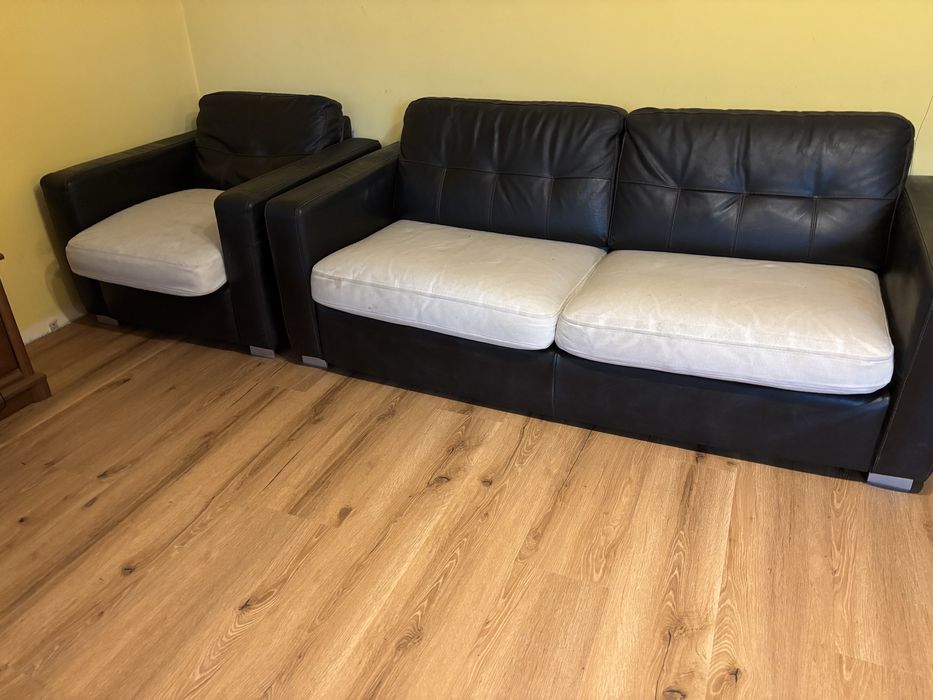 Диван и два футьойла