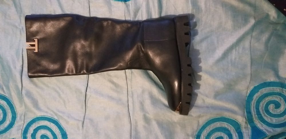 Сапоги женские зимние и демисезонные 36 размер, новые