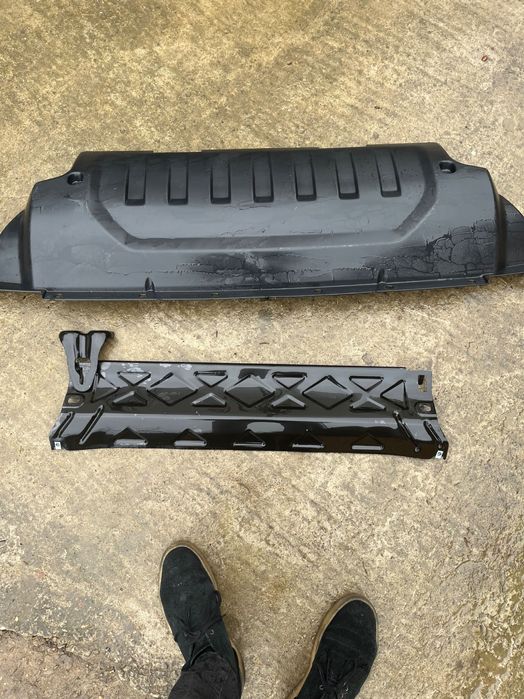 Bară originală cu scuturi Jeep Wrangler JL 2018-2025