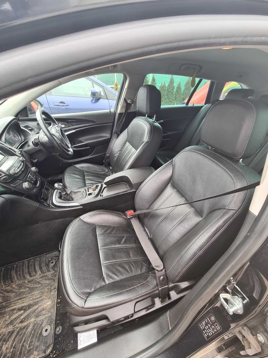 Dezmembram Opel Insignia 2.0 cdti