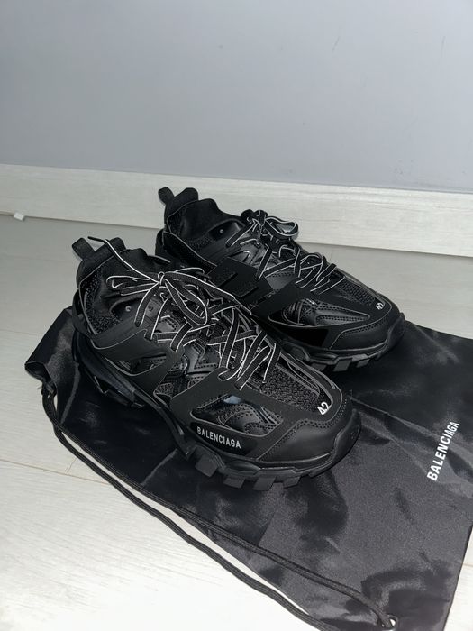 Balenciaga Track