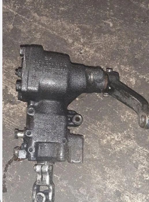 Редуктор руля от БМВ 34