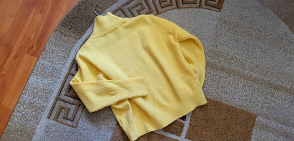 Pulover galben deschis f gros