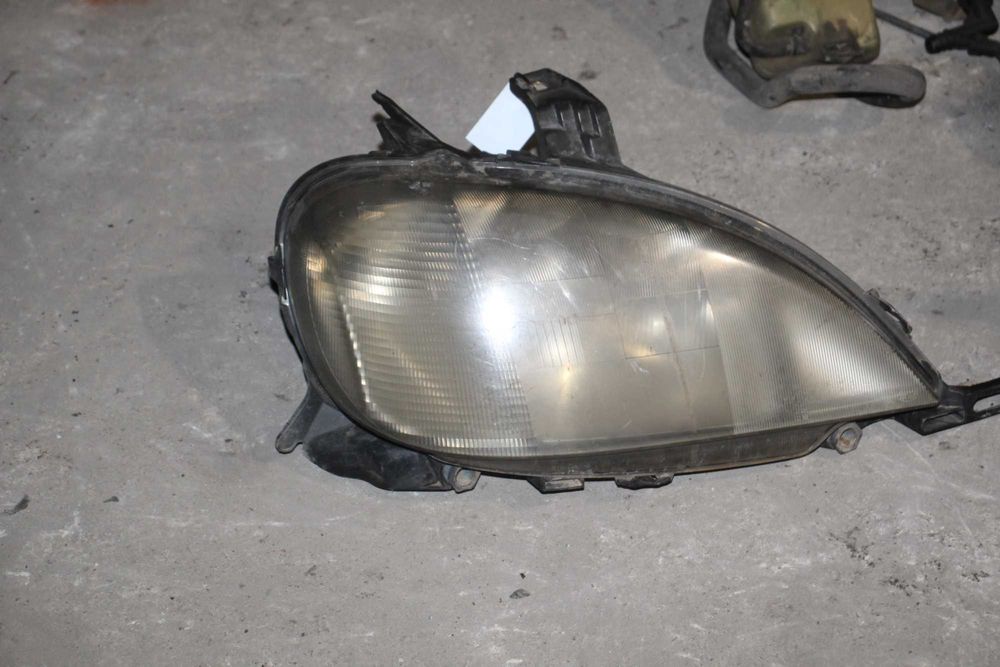 Фарове Mercedes ML W163