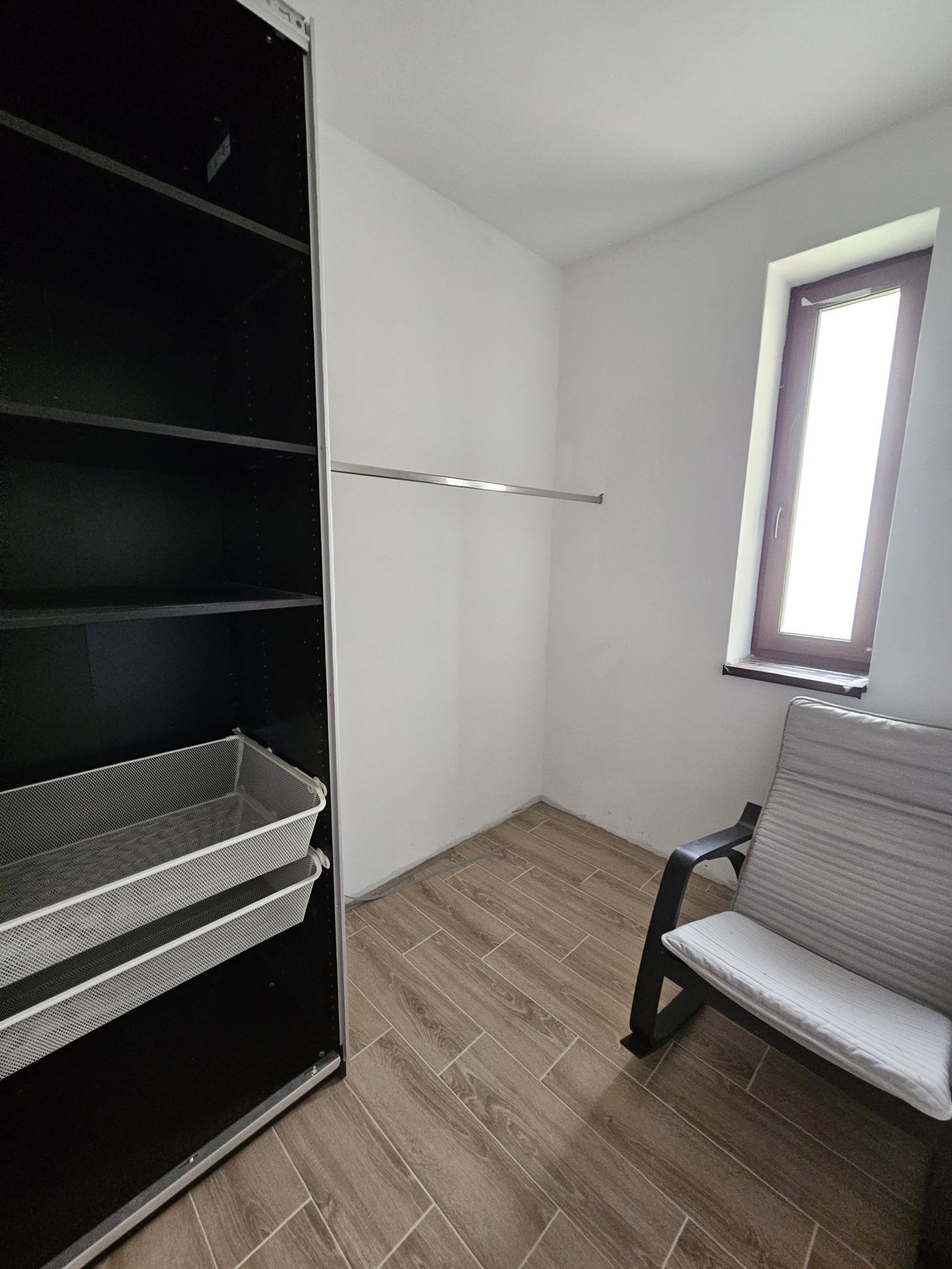 Proprietar vand casa D + P