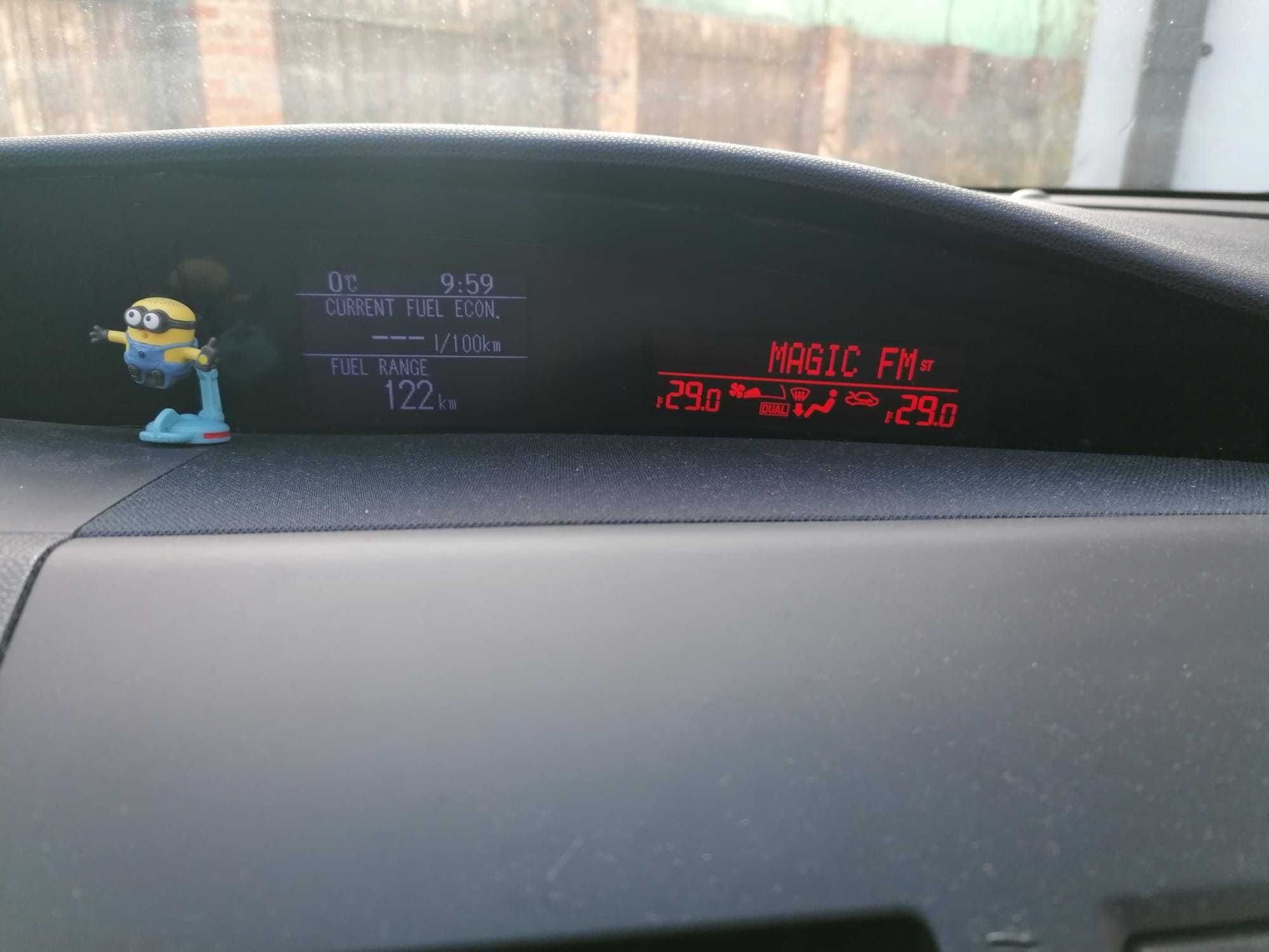 MAZDA 3  ,1,6 benzina
