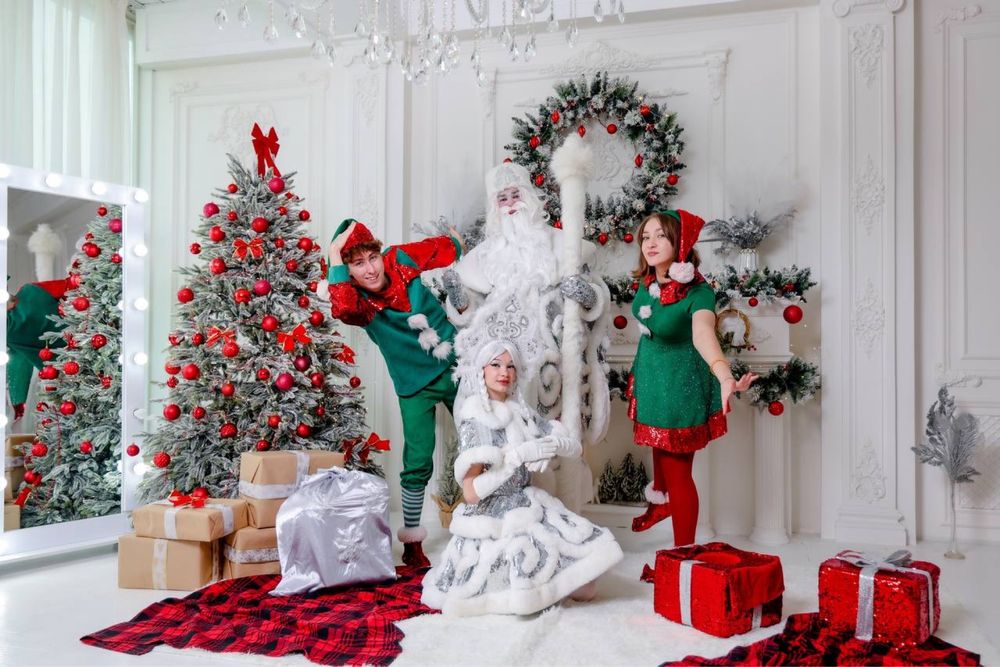 Новогодняя шоу-программа для детей и взрослых: Дед Мороз, Снегурочка