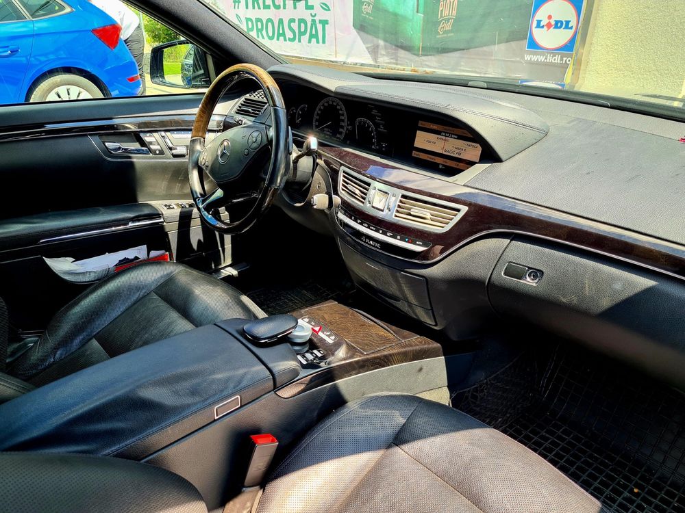 Vand Mercedes S Class 350 bluetech 2012 4 matic pachet AMG