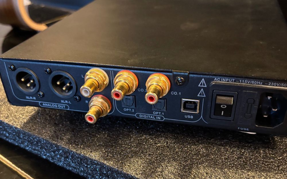 Denafrips ARES II R2R DAC