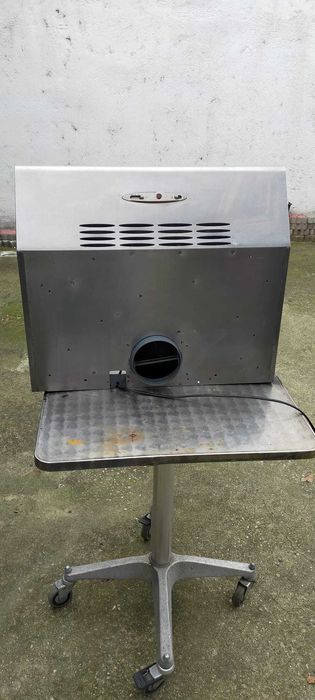 Vând hota inox cu doua motoare