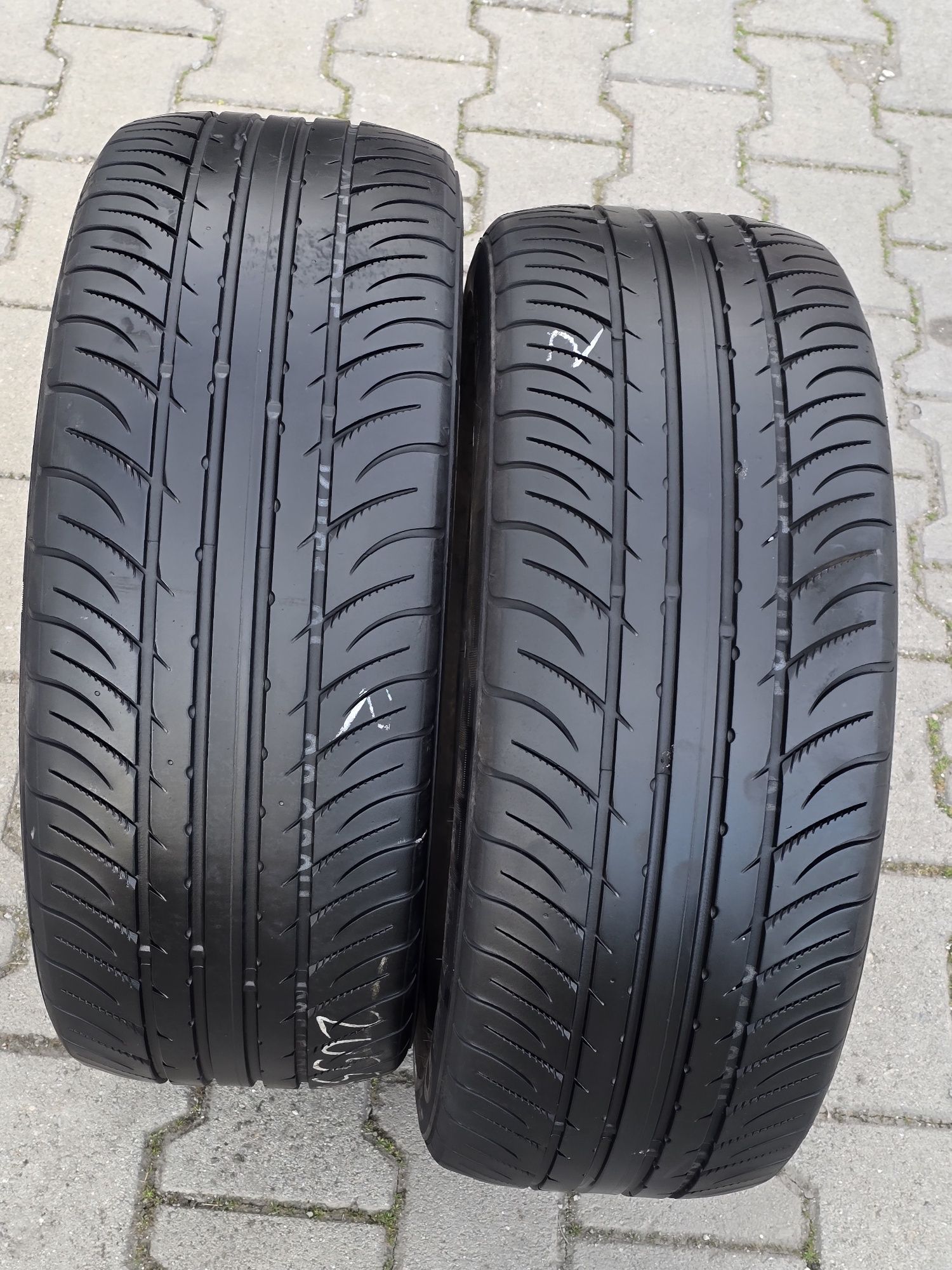 205 55 15 kumho .   .