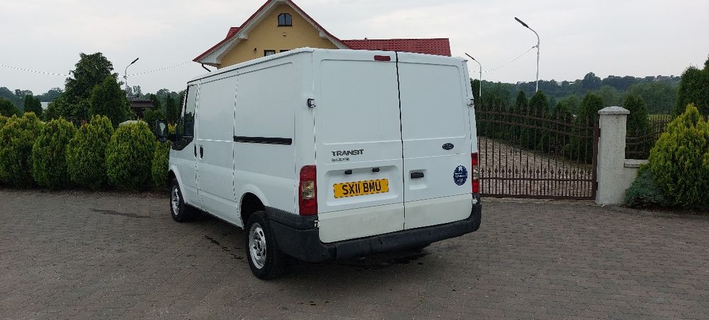 Ford Transit din 2012 motor 2.2 diesel Euro 5 Volan pe dreapta