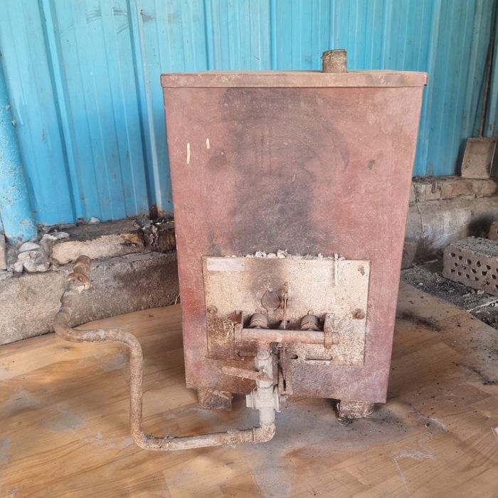 Продам печку заводская