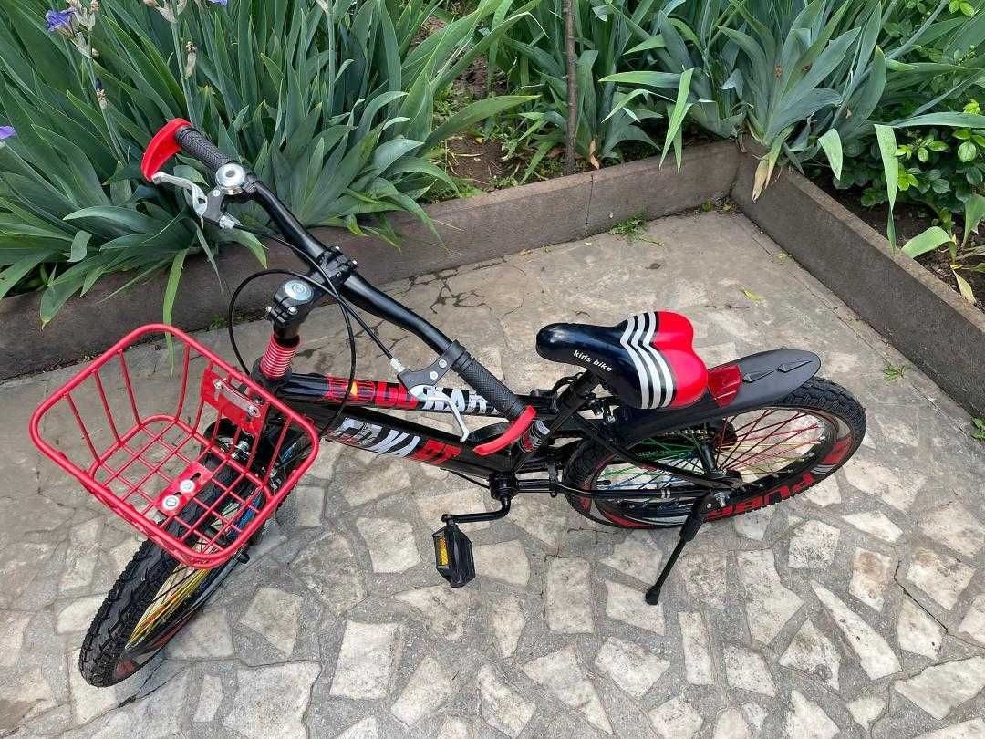 Bicicleta copii GO KART 4-7 ani , absolut noua.