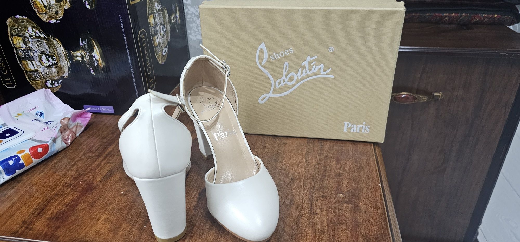 Продам Туфли Shoes Sabutin Paris
