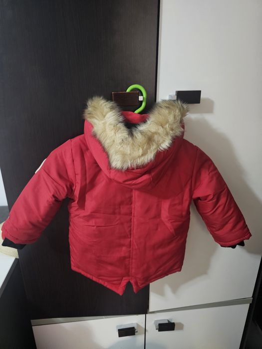 Geacă nouă,fără etichetă