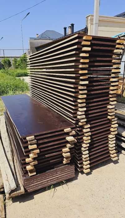 Опалубка аренда для фундамента.Ламинат.Бетономешалки в