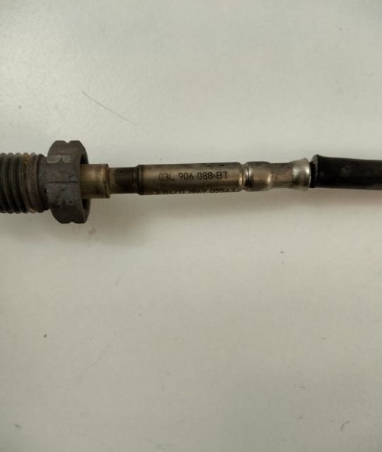 Senzor temperatura gaze 03L906088bt Audi A5 8T seria