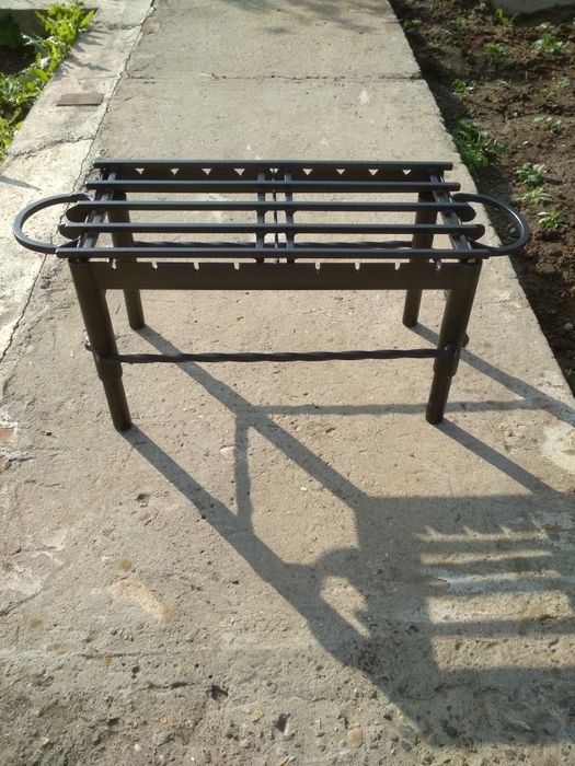 Продам новый таганок