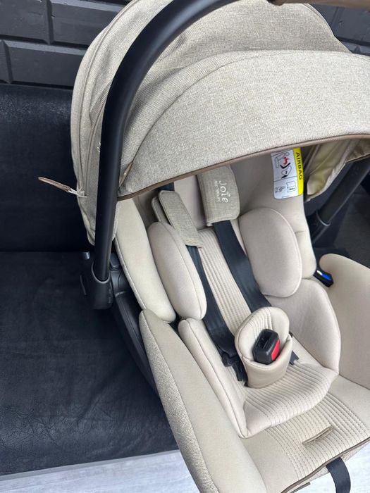 Vând scoică Joie plus baza rotativă