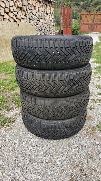 Vand 4 anvelope iarna 185 65 R 15 Michelin Alpin 6