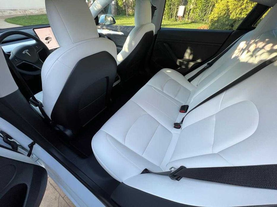 Tesla Model 3 Long Range