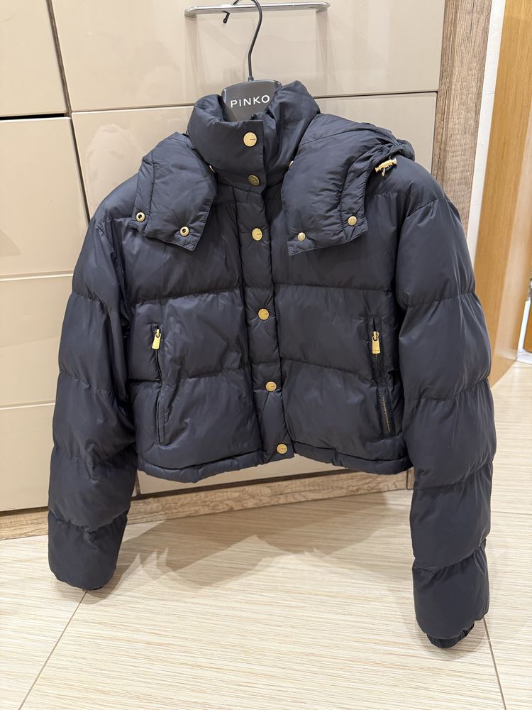 Яке PINKO XS размер