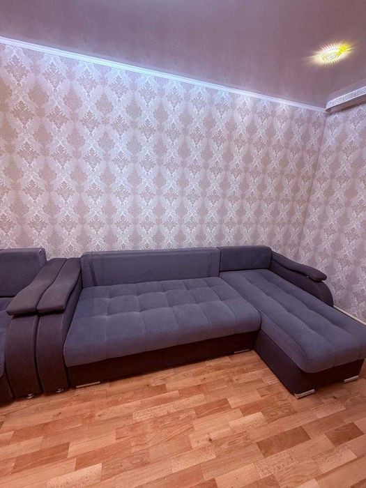 Продам Диван почти новый в идеальном состоянии