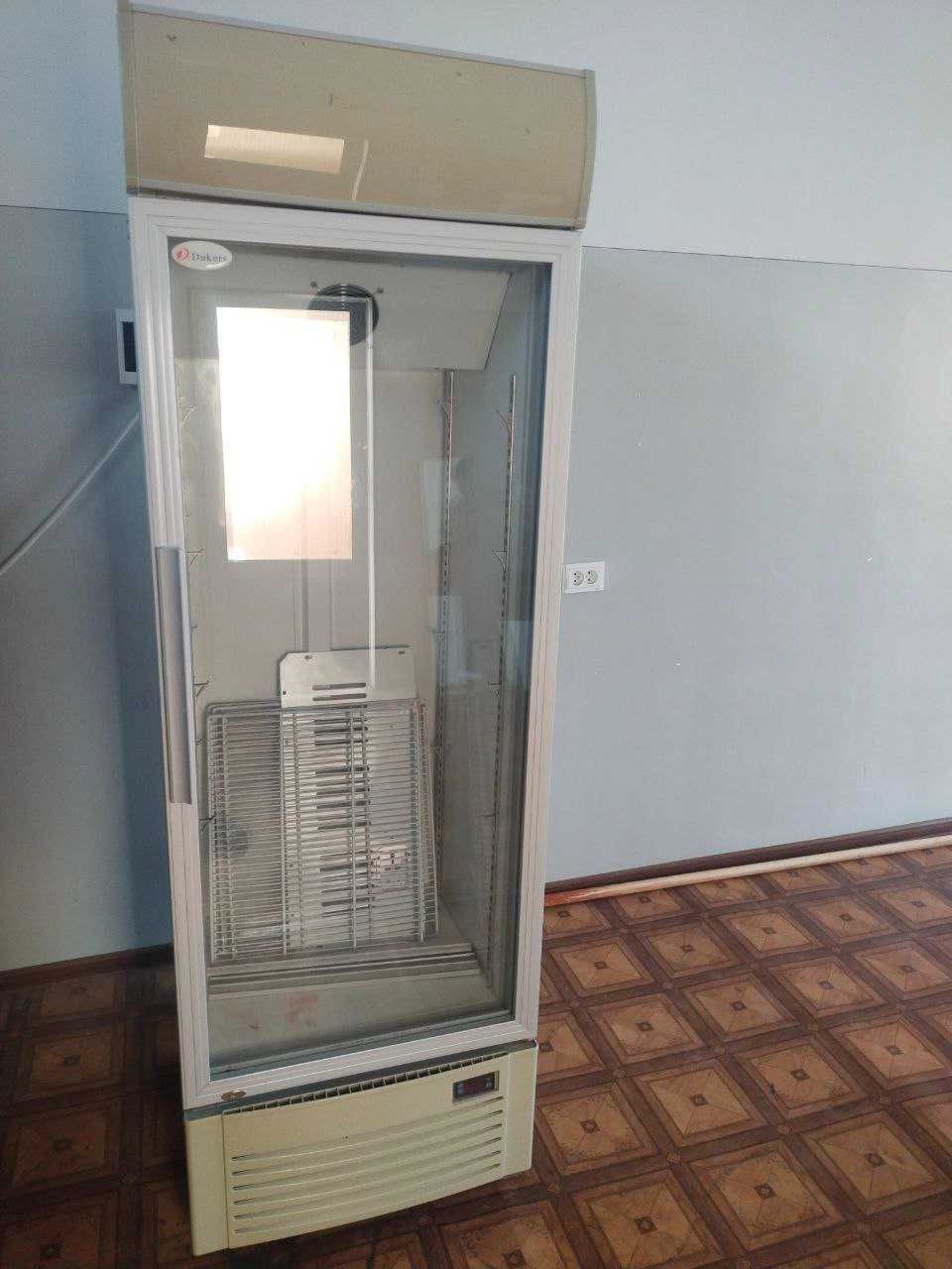 Muzlatkich sotiladi. (Vitrina)