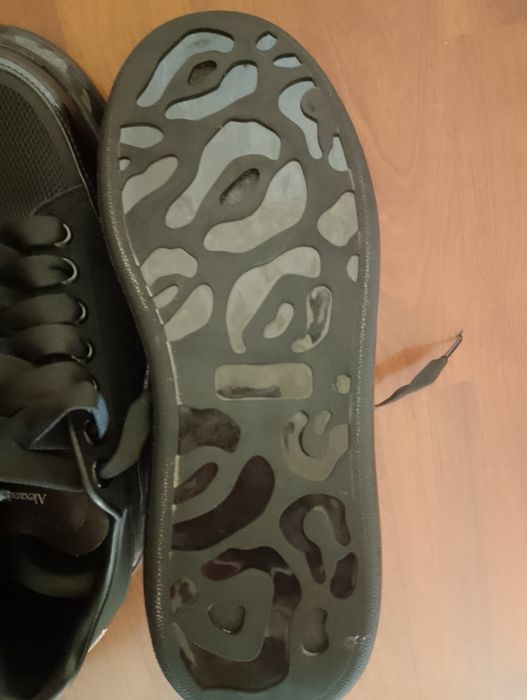 Мъжки обувки Alexander McQueen.