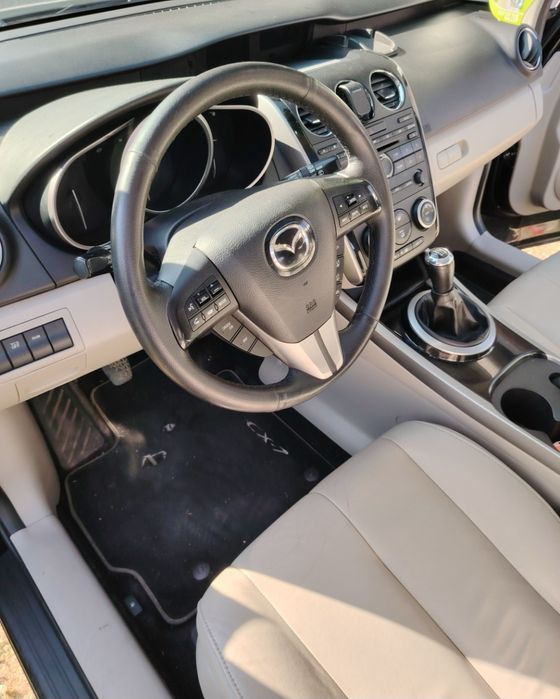 Mazda CX7 Revolution 4x4  2011