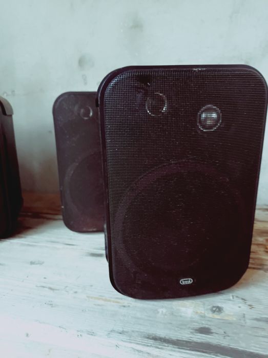 Boxe pasive marca TREVI patru bucăți